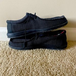 Hey Dude Wally Sox Men’s Loafer Size 11 Black
